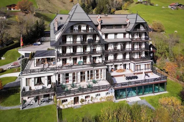 Ferienwohnung für 6 Personen, mit Pool und Garten sowie Whirlpool und Balkon - 1
