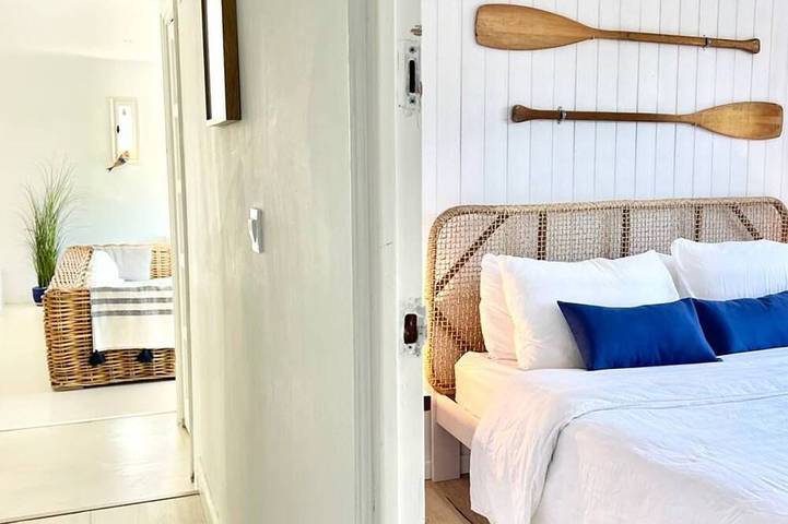 Casa Blue Art in Pals, Costa Brava