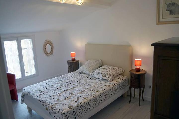 Gîte pour 5 personnes, avec vue, animaux acceptés dans Office De Tourisme D Uzes - 4