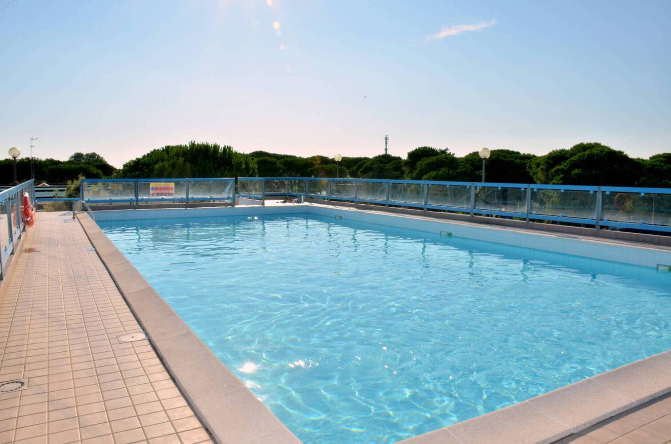 Geheel appartement, Sea breeze and rooftop pool in Bibione, San Michele al Tagliamento