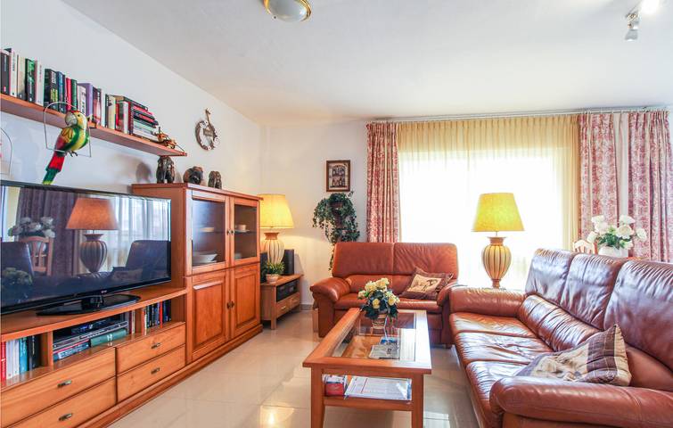 Apartamento vacacional entero, Retiro con vistas al mar, piscina y terraza in Pego, Costa Blanca