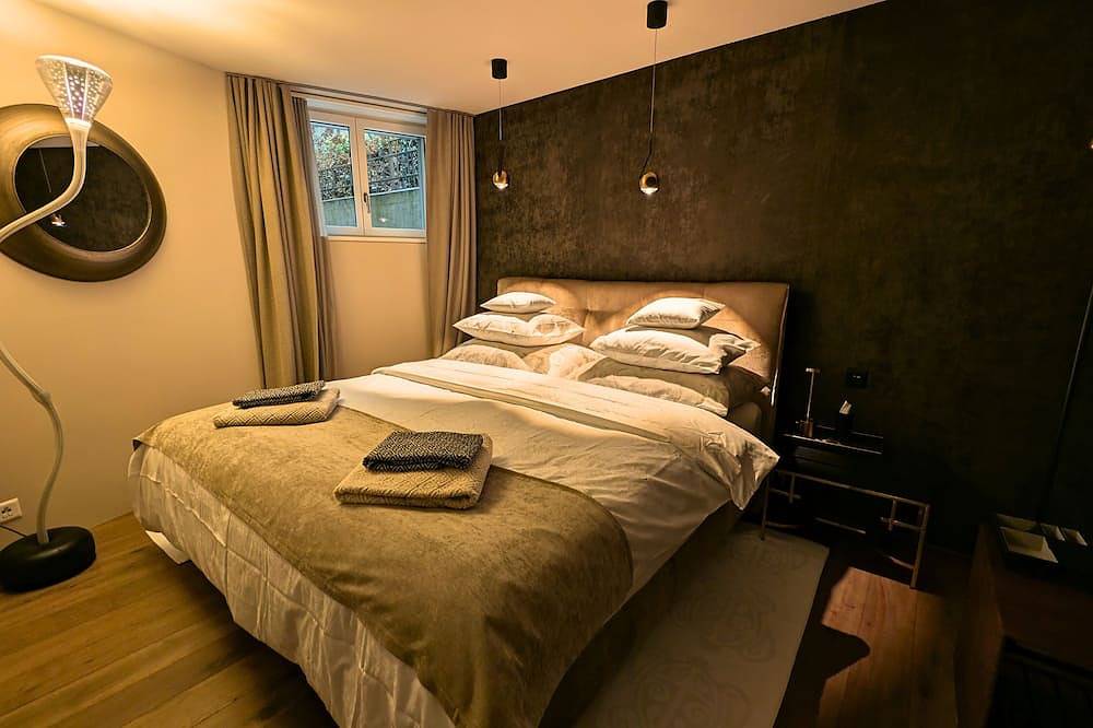 Entire apartment, 7 Minute walk to operahouse and Lake in Zurich, Zurich district
