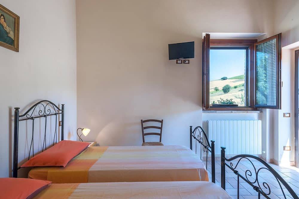 Bella casa a Tolentino con cucina in Tolentino, Provincia di Macerata