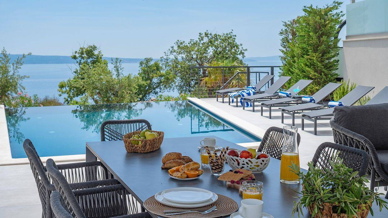 Villa für 8 Personen (300 m²) in Podstrana in Podstrana, Split-Dalmatien