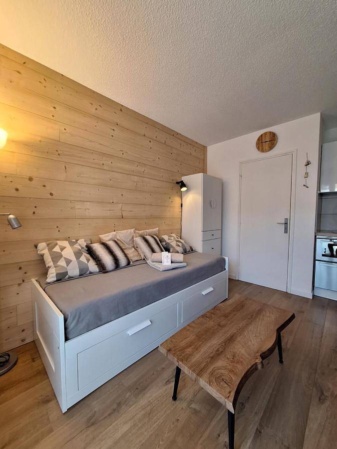 Appartement entier, One-Bedroom Apartment in Auron, Saint-Étienne-de-Tinée