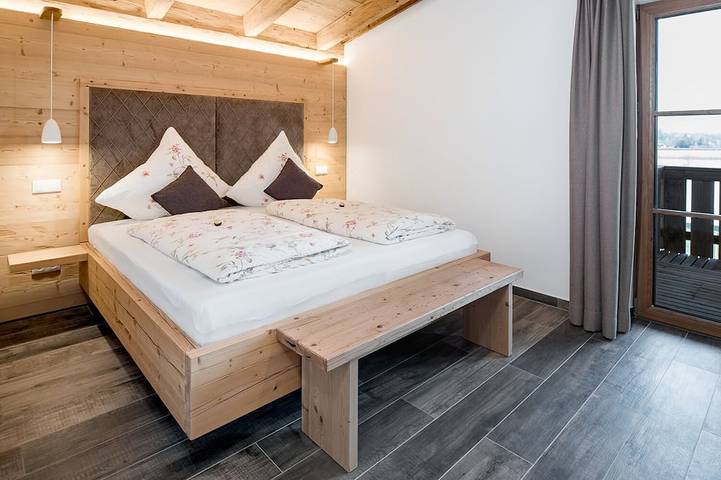 Ferienwohnung für 4 Personen, mit Balkon und Garten sowie Sauna in Petting