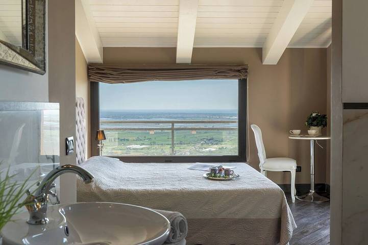 Ganze Wohnung, Villa Dolphin 10, Emma Villas in Massarosa, Italienische Riviera