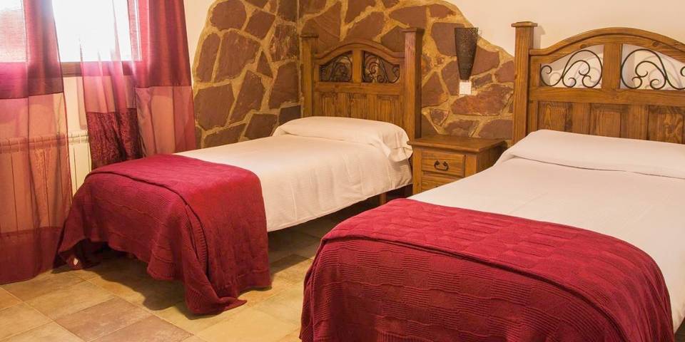 Casa rural para 2 personas, con Jacuzzi y Terraza además de Jardín y Vistas en Provincia de Guadalajara - 3