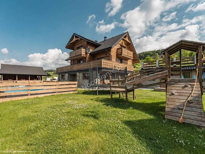 Bed & breakfast dla 5 osób, z ogród i basen oraz widok, zwierzęta dozwolone w Jaworki