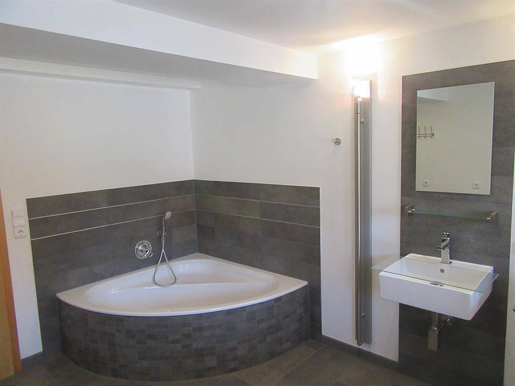 Ganze Ferienwohnung, Die Kleine,  Bad, Wc, 1 Schlafraum in Poppenhausen, Rhön-Hessen