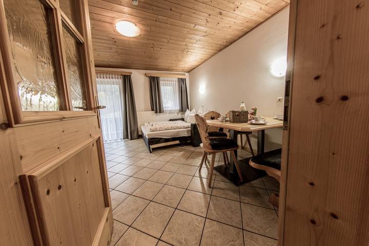 Ferienwohnung für 5 Personen, mit Balkon und Garten am Pragser Wildsee - 4
