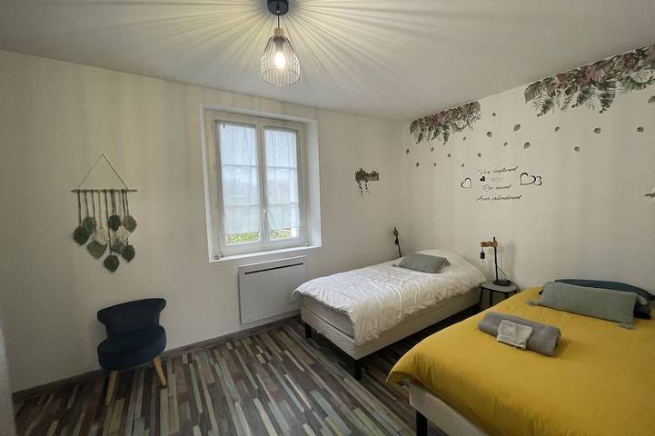 Location de vacances pour 6 personnes, avec jardin à Vittefleur - 2