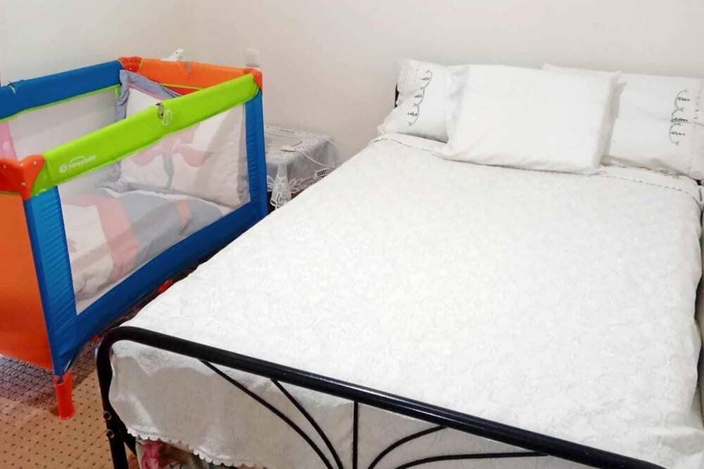 Apartamento entero, Ρετιρέ μεγάλο 3 δωμάτια.καθιστικό με βεράντα αγ. Κωσταντίνος με θέα το Πήλιο in Volos, Magnisia