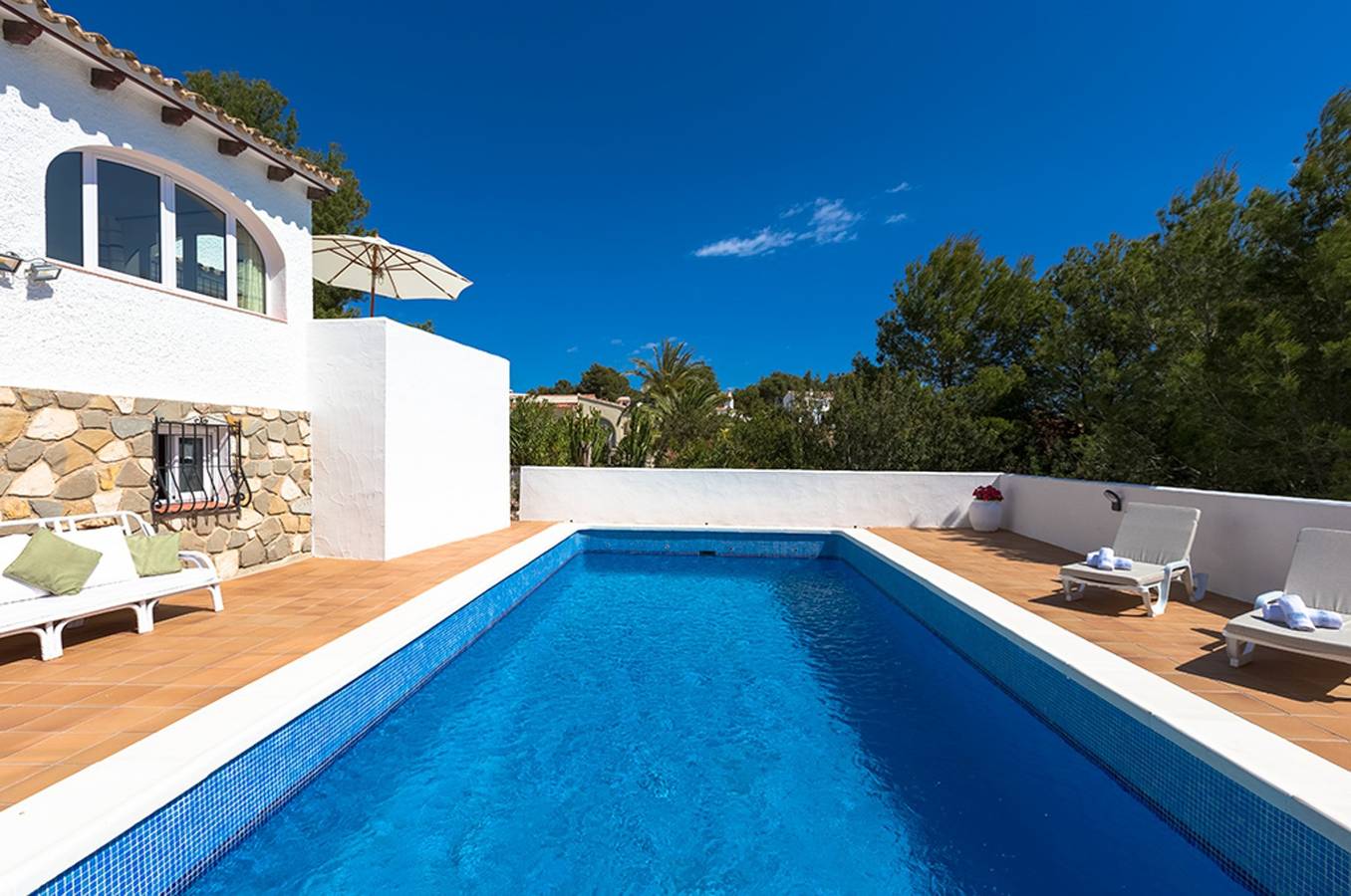 Milou in La Fustera, Benissa