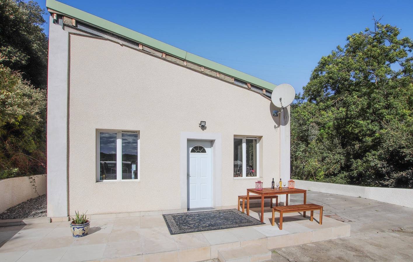 Retraite en bord de mer avec piscine et jardin à proximité de la rivière in Saint-Péray, Région de Tournon-sur-Rhône
