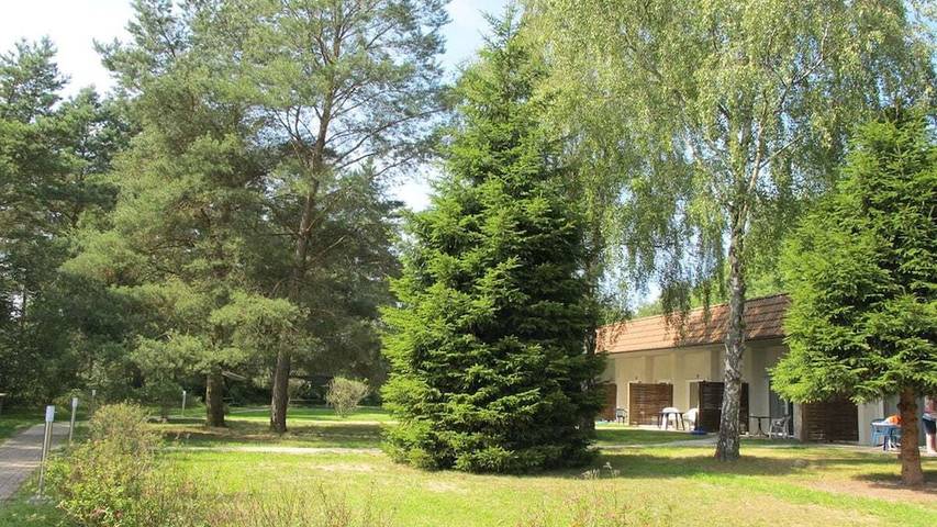Bungalow für 2 Personen, mit Terrasse, mit Haustier in Fünfseen