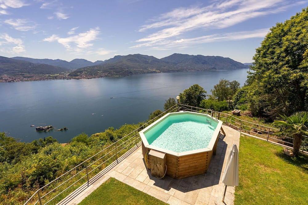 Stunning private villa for 4 people with private pool, Wifi, Tv, terrace and parking in Viggiona, Trarego Viggiona