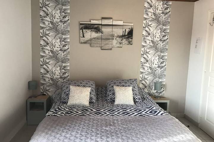 Location de vacances pour 6 personnes, avec terrasse, animaux acceptés à Saint-Broladre - 2