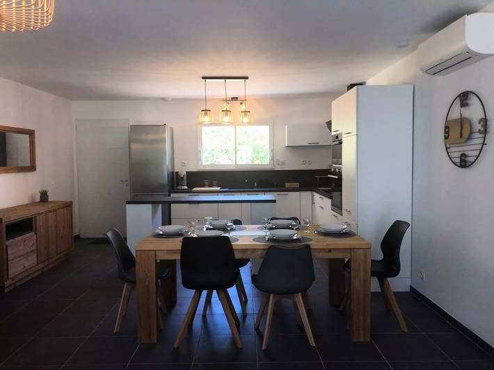 Location de vacances pour 7 personnes, avec jardin à Saint-Laurent-de-Carnols - 4