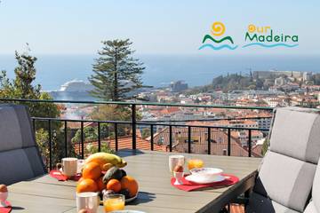 Villa voor 10 Personen in Funchal (Santa Luzia), Madeira, Afbeelding 2