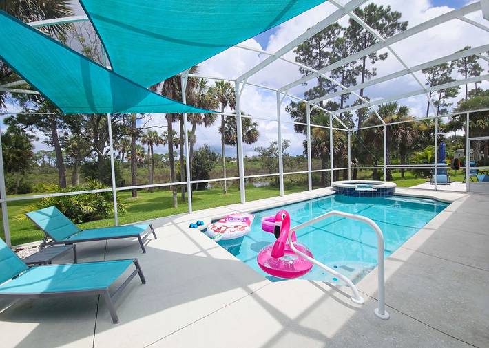 Vacation rental for 10 people, with terrace and yard, with pets in Palm Coast