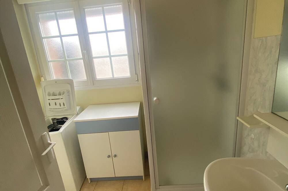 Apartamento entero, T2 ground floor apartment 2.5kms from town center and casino in Saint-Amand-les-Eaux, Región de Valenciennes
