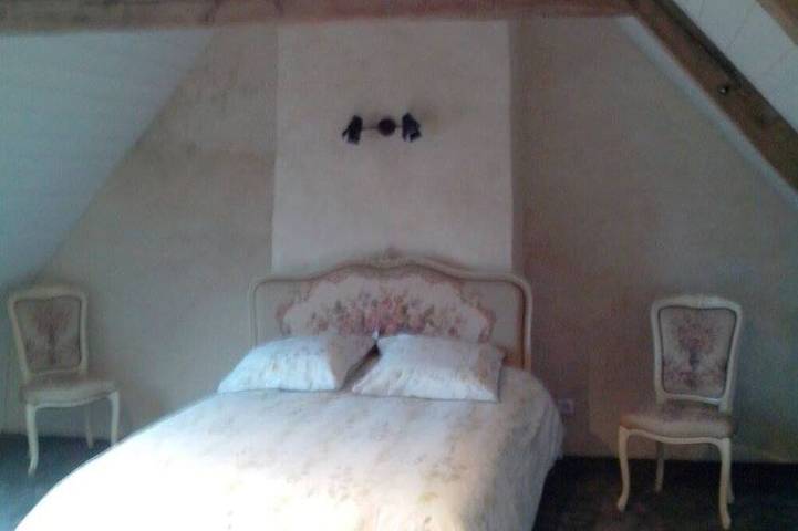 Location de vacances pour 12 personnes, avec jardin ainsi que terrasse et piscine à Saint-Thélo - 2