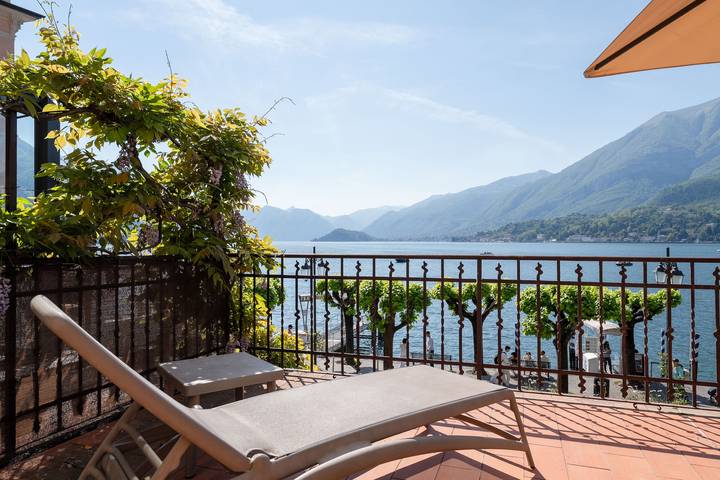 Ferienwohnung für 4 Personen, mit Terrasse und Ausblick sowie Seeblick