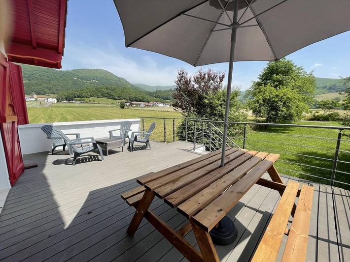 Gîte pour 4 personnes, avec terrasse et jardin au Pays basque - 2