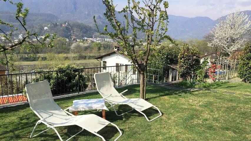 Ferienhaus für 4 Personen, mit Balkon in Locarno
