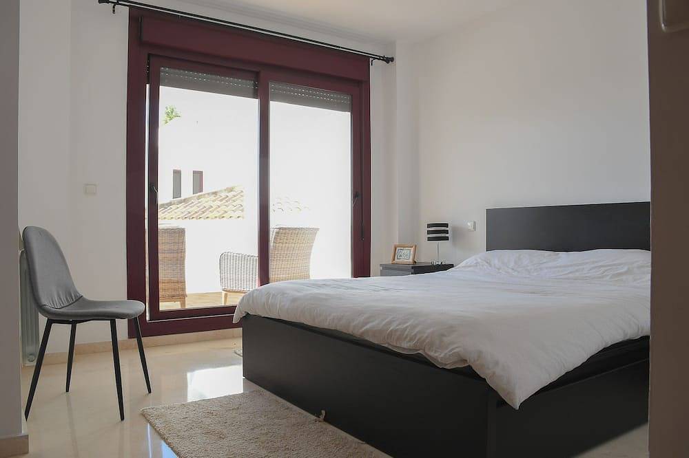 Apartamento entero, Beach apartment of Casares Costa, 4 persons in Sierra (Casares), Casares