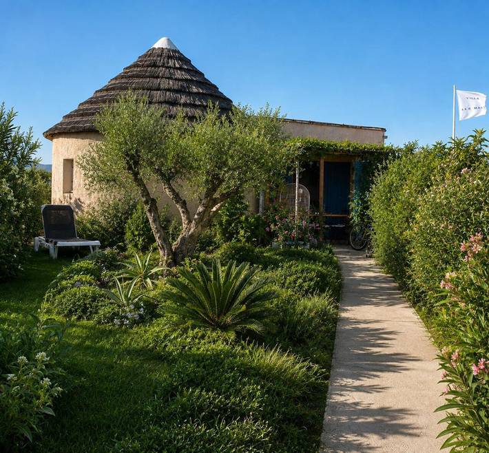 Gîte pour 4 personnes, avec terrasse et jardin ainsi que jacuzzi et piscine, animaux acceptés - 1