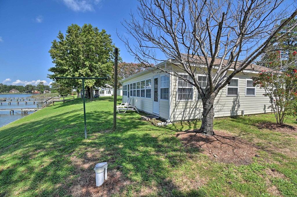 Romantic Waterfront Abode with Patio & Dock! in Rappahannock River