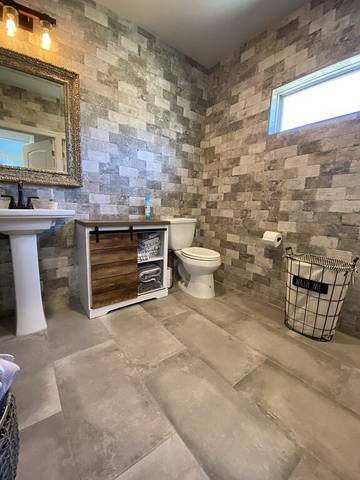 Glamping for 2 Guests in Burnet County, Picture 1