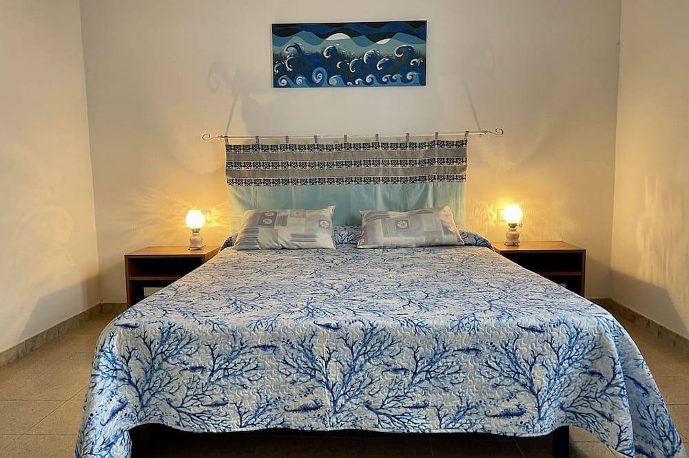 Appartement entier, Lovely two-room beachfront apartment, comfort and relaxation in Santa Lucia (Nuoro), Siniscola