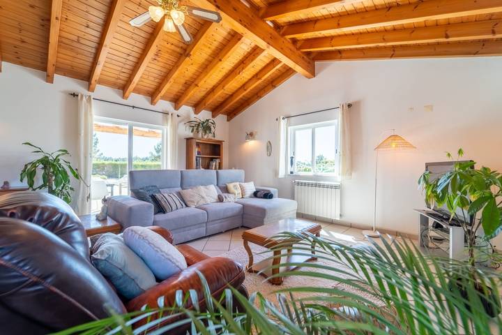 Casa rural para 8 personas, con piscina además de jardín y terraza, Familias con niños en Aljezur - 2