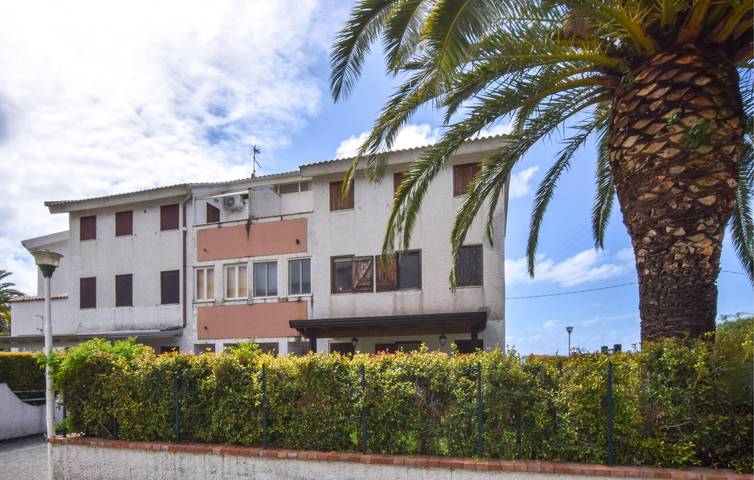 Appartement de vacances entier, Appartement vue mer avec piscine, terrasse, climatisation, parking - 2,5 km de la plage in Falerna, Province de Catanzaro