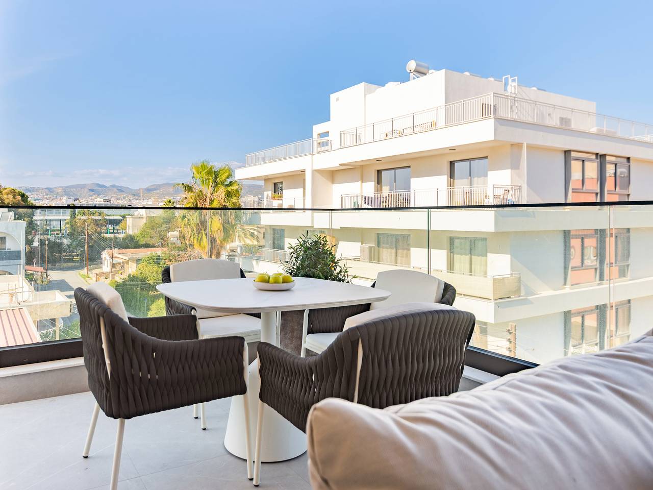 Ganze Wohnung, Sanders City Boutique - Schöne 2-Bett-Wohnung mit Terrasse in Limassol, Südzypern
