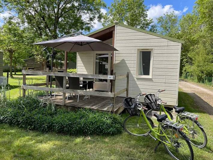 Chalet pour 5 personnes, avec bassin pour enfant et jacuzzi