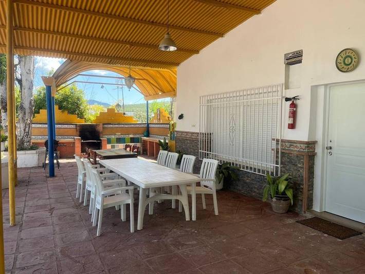 Casa rural para 14 personas, con piscina y jardín en Lucena - 2
