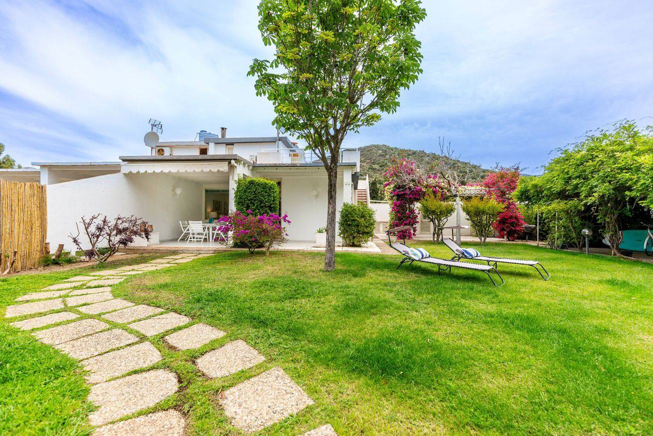 Ganze Wohnung, Ferienwohnung für 8 Personen mit Balkon/Terrasse in Geremeas, Maracalagonis