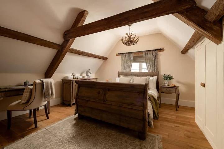 Location de vacances pour 6 personnes, avec jardin et jacuzzi à Bibury - 2