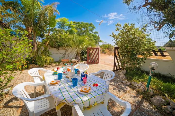Villetta Fina Bella with Parking near Beach in Orange Sun, Porto Cesareo