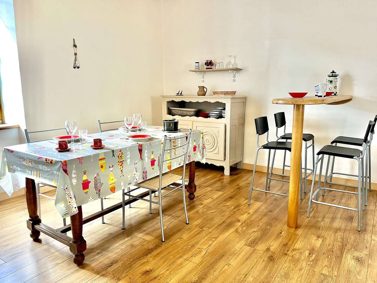 Studio entier, Spacieux studio 48 m², cœur de ville, Étretat in Étel, Côte des Mégalithes