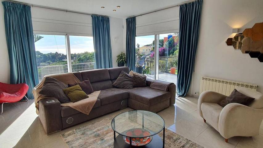 Casa rural para 12 personas, con piscina además de jacuzzi y jardín en Provincia de Barcelona - 2