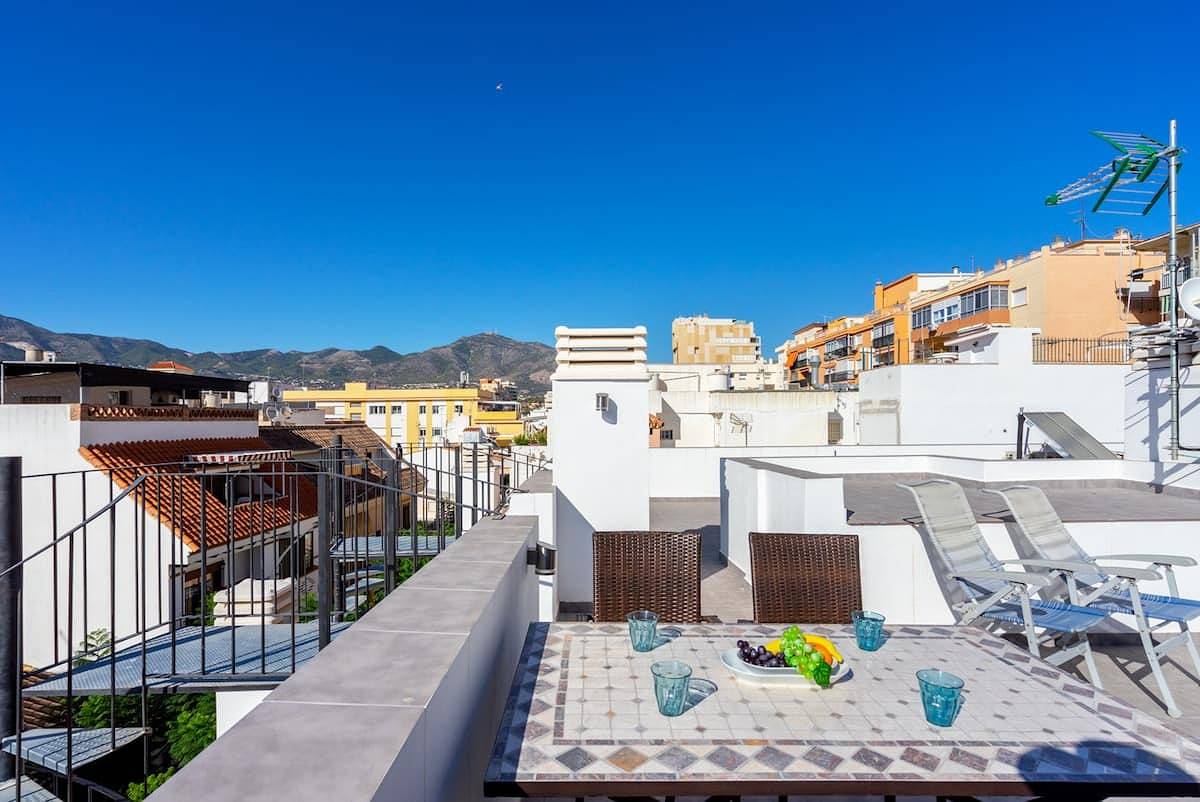 Entire apartment, Beachclose Penthouse by Costarentals in Fuengirola Centre, Fuengirola