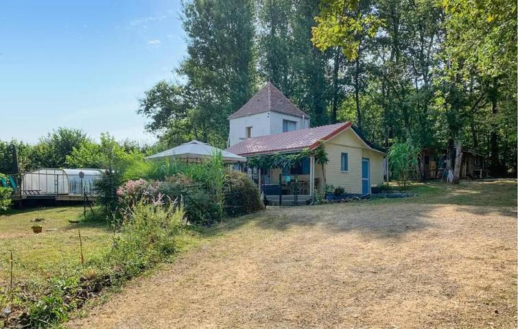 Location de vacances pour 4 personnes, avec jardin et piscine à Saint-Chamassy - 4