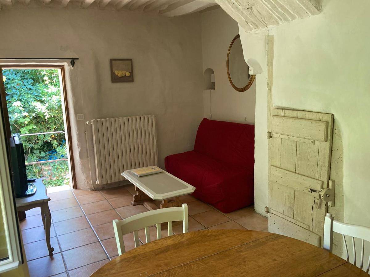 One-Bedroom House in Rustrel, Parc naturel régional du Luberon