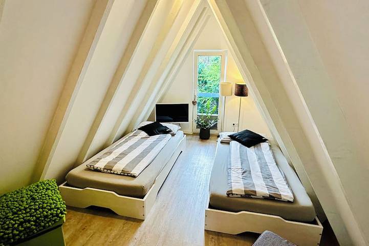 Chalet für 4 Personen, mit Terrasse und Garten im Pfälzer Wald - 2