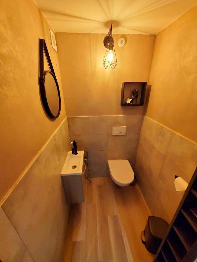 Appartement entier, One-Bedroom Apartment in Feigères, Région de Saint-Julien-en-Genevois